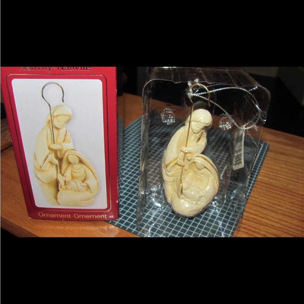 Serene Nativity Scene Ornament - Cream carlton